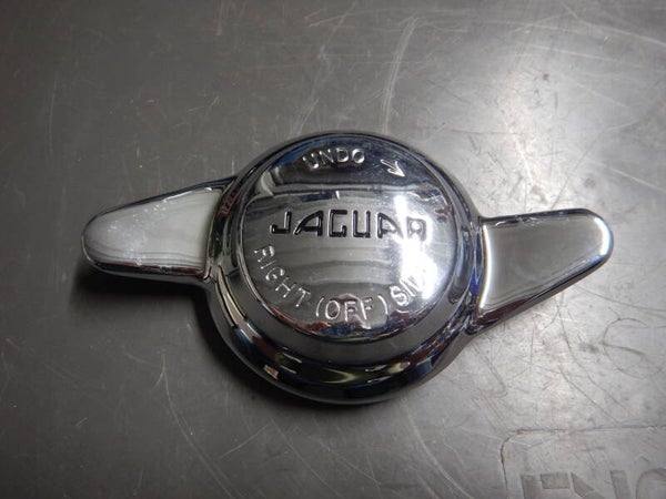 Two Eared Chroome Wheel Spinner RH  C1102X