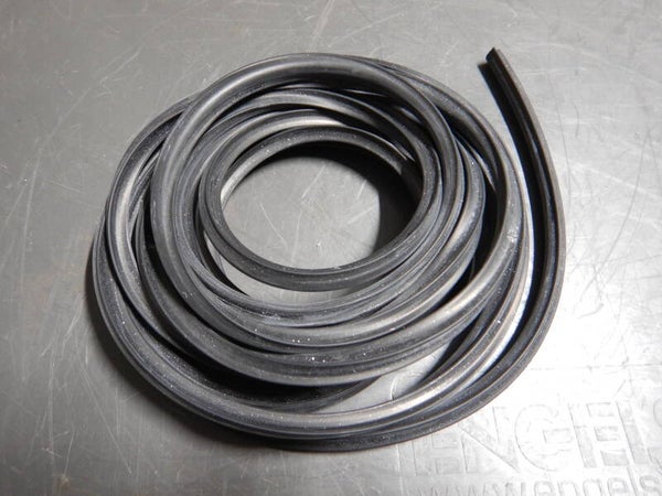 Windscreen Rubber Insert Strip BD48847*