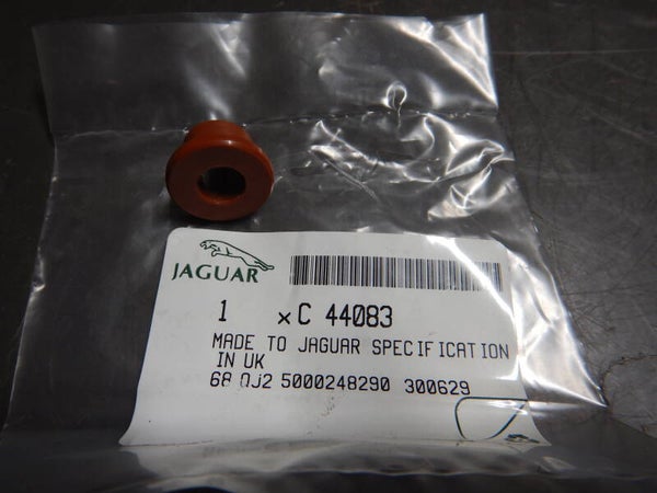 Axel Pipe Mounting Rod Insulator  C44083