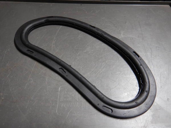 RH Headlamp Glass Seal  BD26672