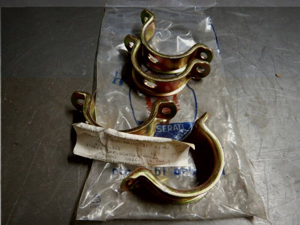 LH Retainer  317820343