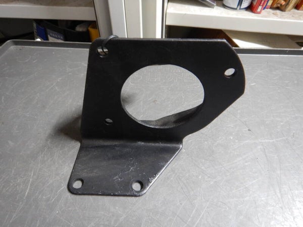RH Rear / LH Front Support (Engine Mount)  107528