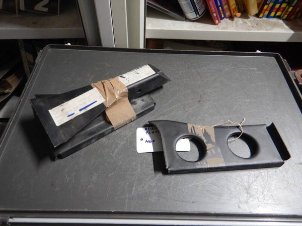 R.H Rear Jacking Point and Outrigger Assembly   6736
