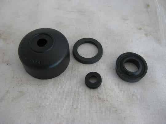 Brake Master Cylinder Repair Kit   605164*