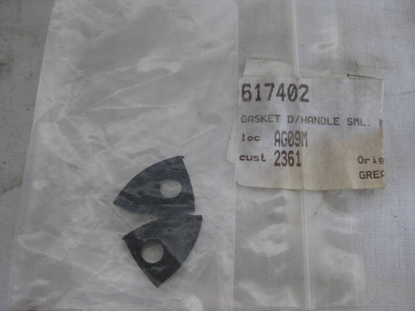 Gasket, handle to door, small  617402