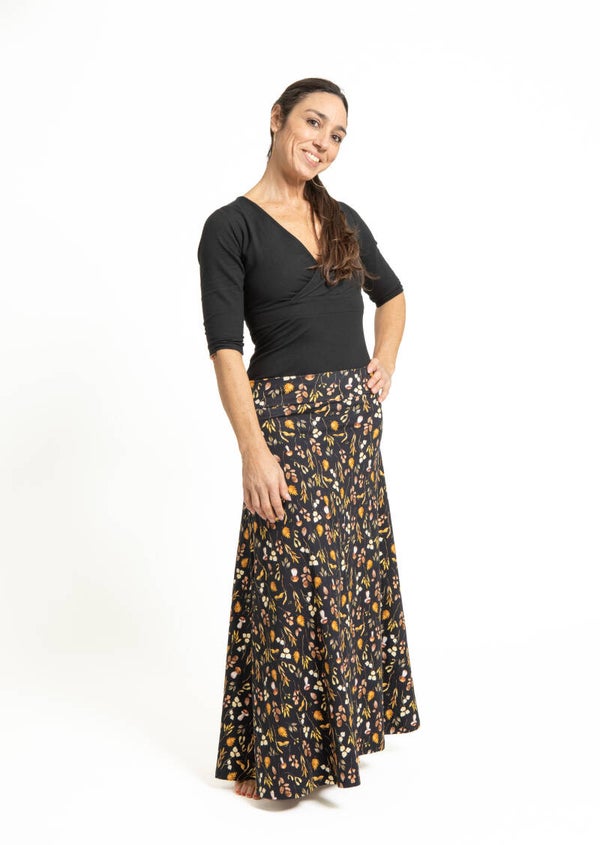 Rociera Rok Zwart Hojas