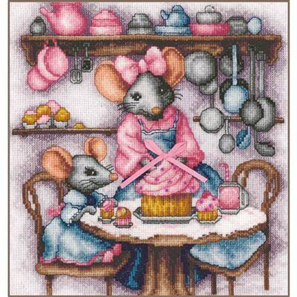 A micey sweet cupcake