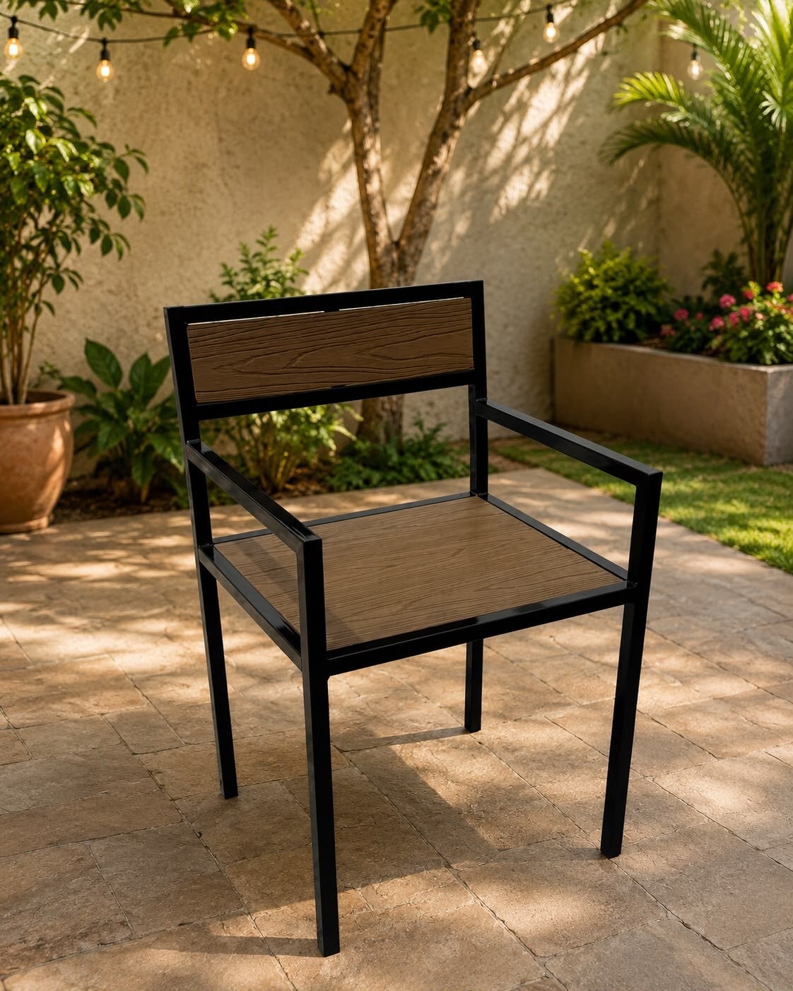 SILLA CON DESCANSA BRAZOS DECK