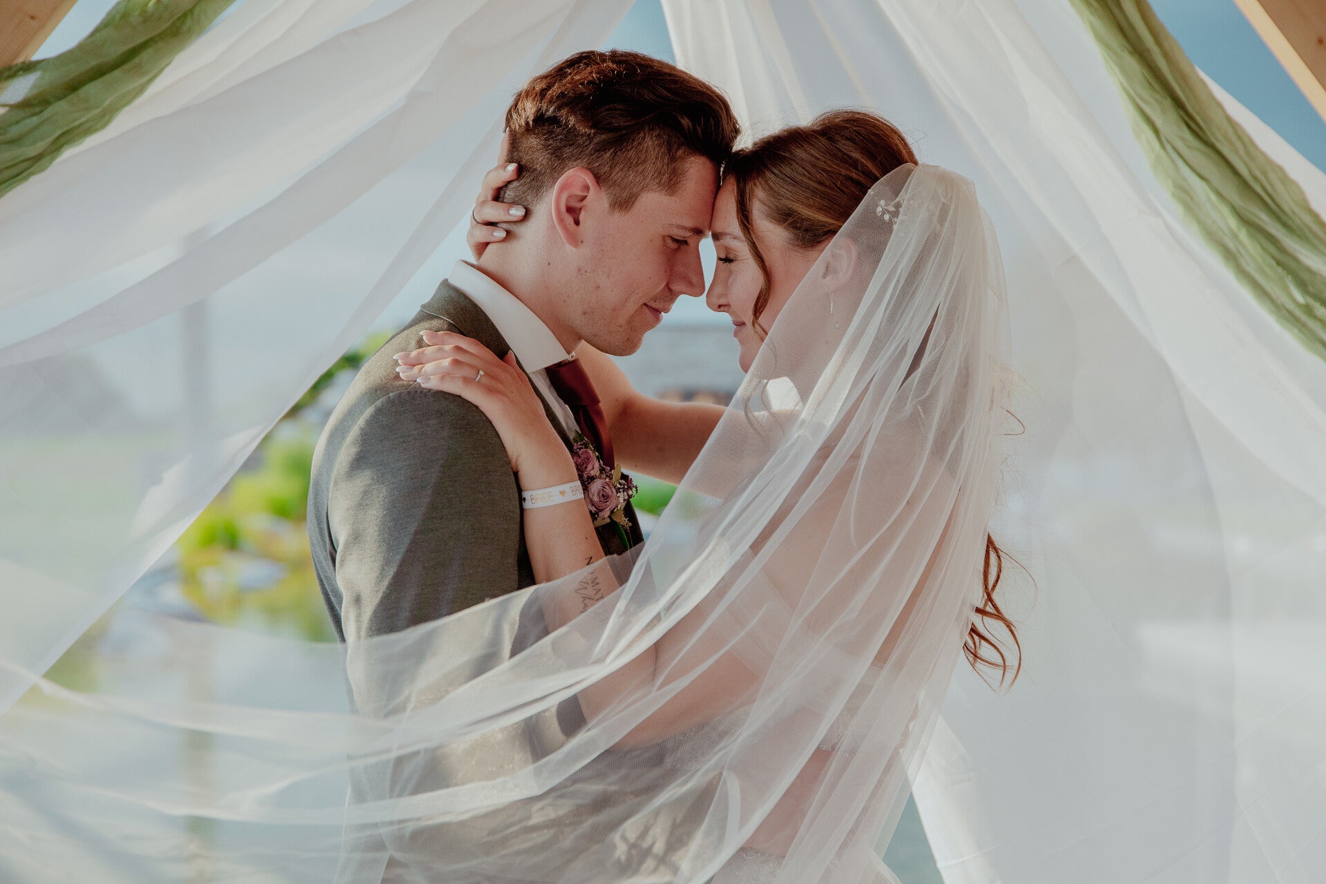 Brautpaarshooting am Naturpool