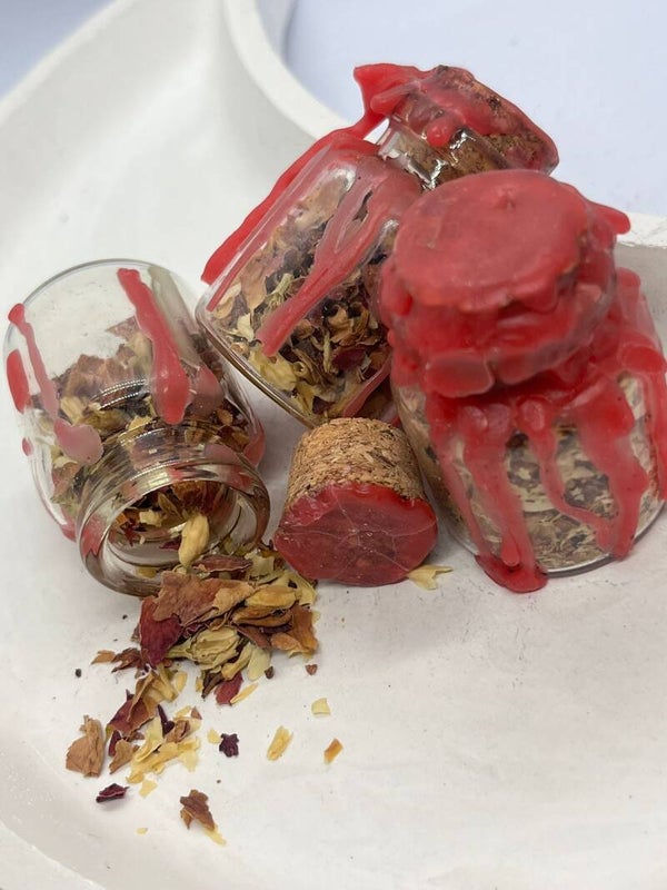 INCESO DI AFRODITE CON ERBE E OLII NATURALI