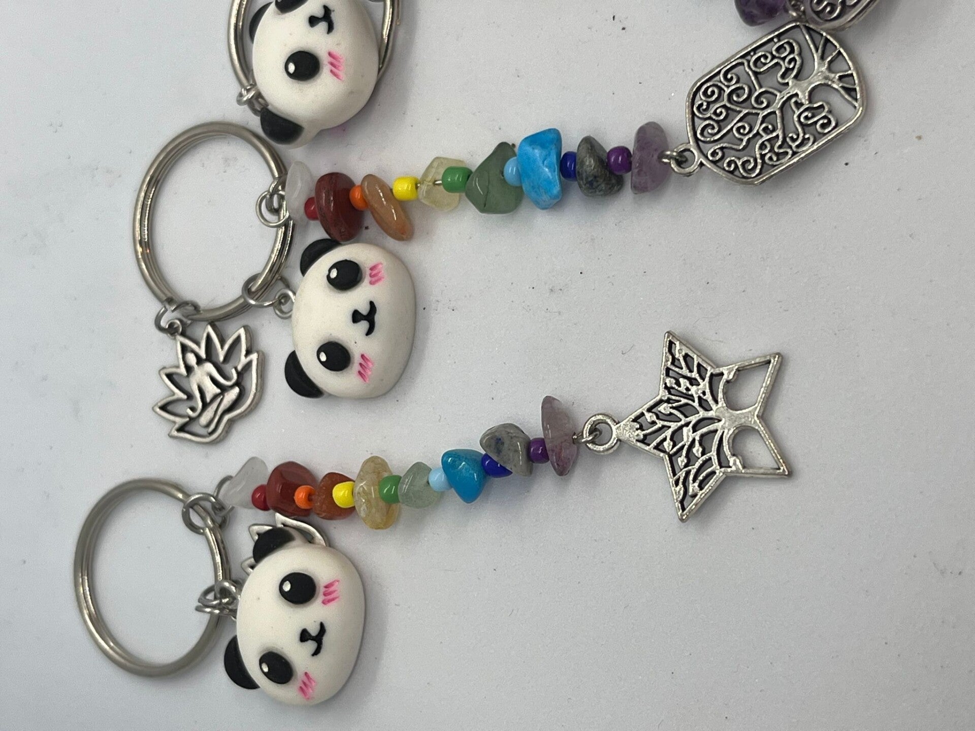 PORTACHIAVI MANASHANTI CON PIETRE CHAKRA