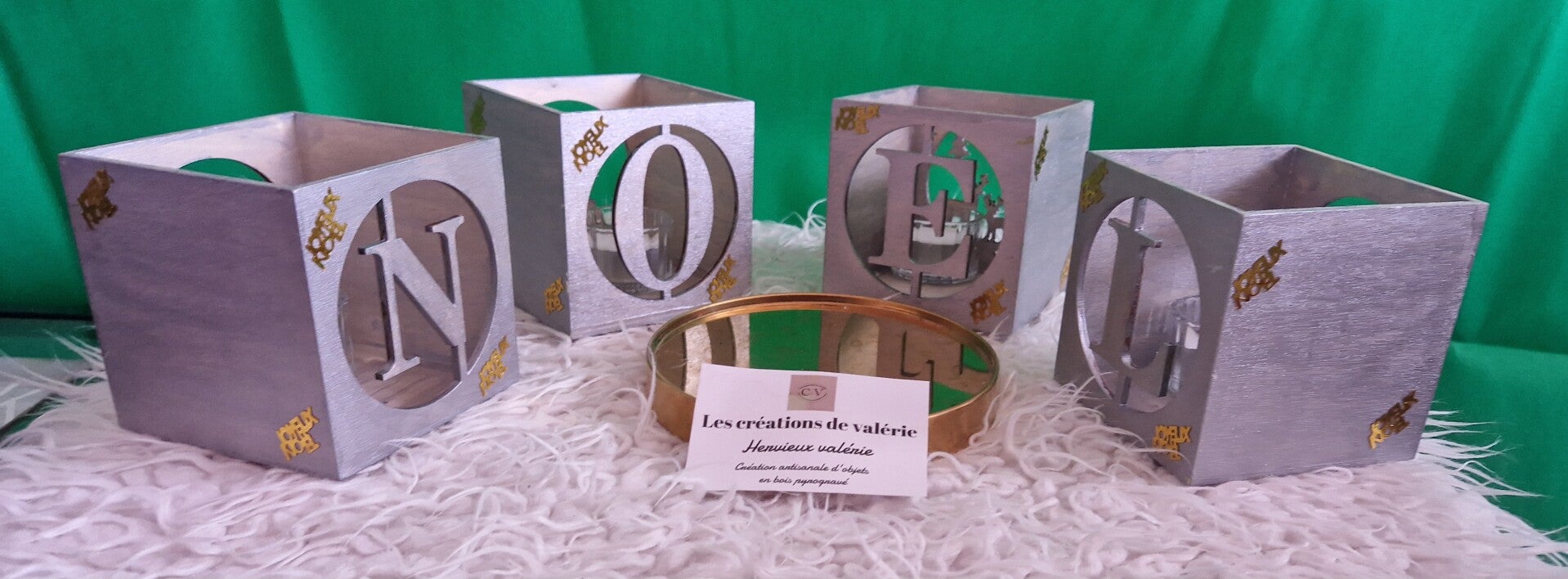 Bougeoir de Noël en bois argenté