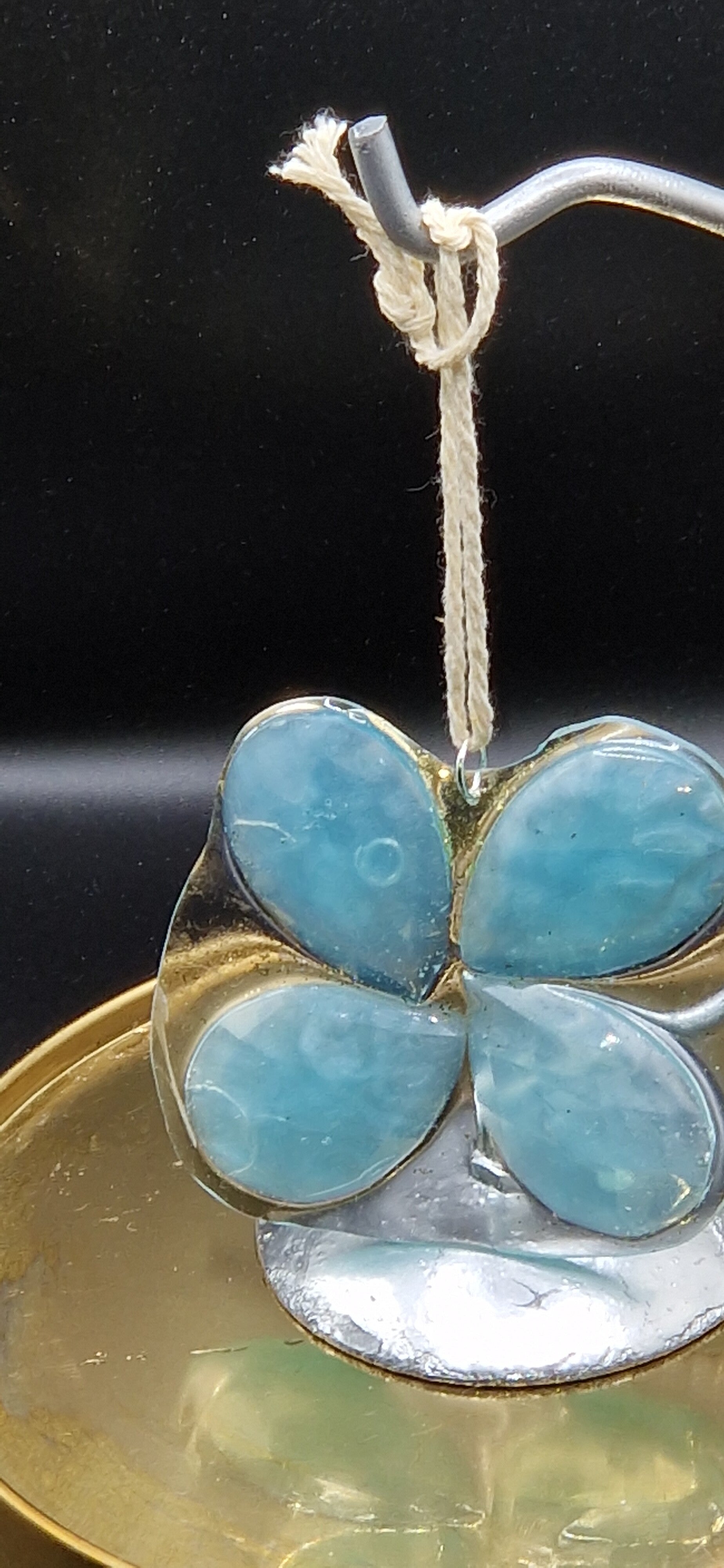 Décoration trèfle à quatre feuilles en résine, couleur bleu