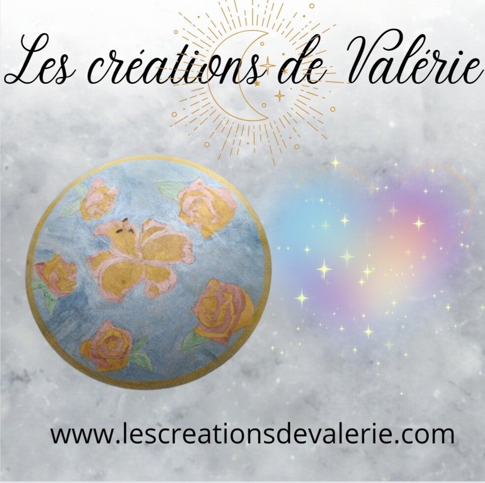 Plateau en bois pyrogravé et peinture motif  fleur de lys