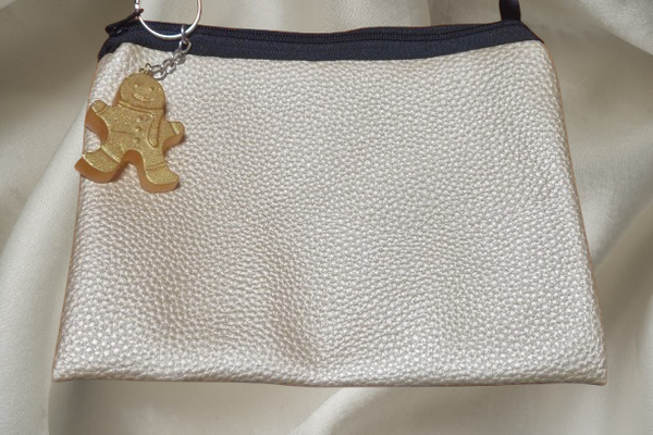Pochette simili cuir doré foncé