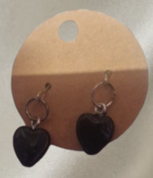 Boucle d'oreilles acier motif coeur noir