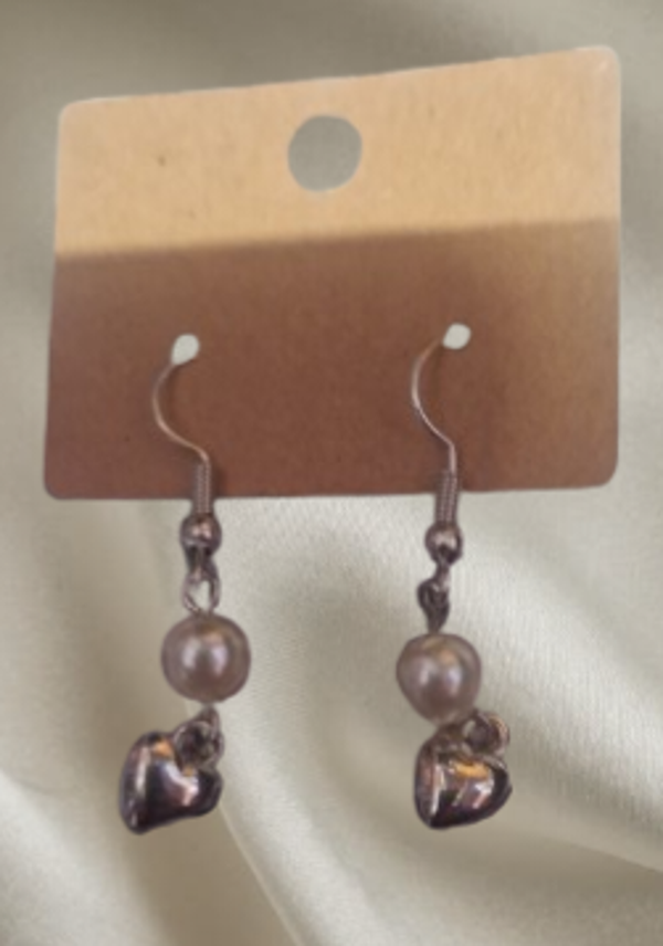 Boucle d'oreilles acier perles et cœur,, couleur argenté