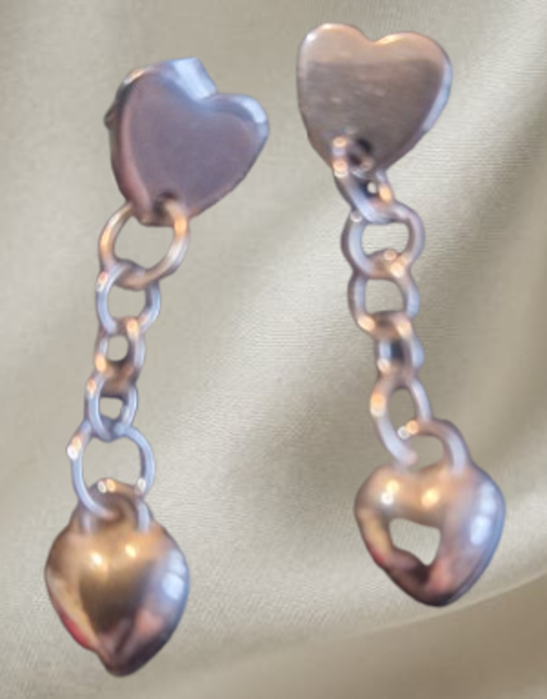 Boucle d'oreilles acier motif coeur avec cinq anneaux argenté Fermoir coeur argenté