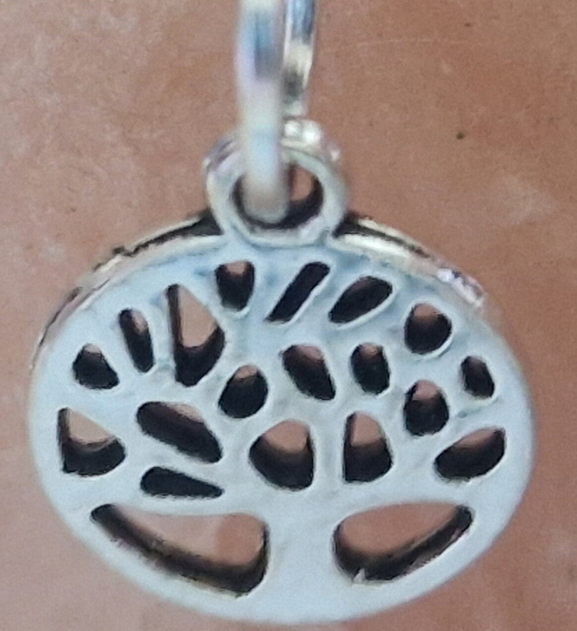 Collier avec pendentif arbre de vie argenté modèle 1 cordon ciré cuir noir avec boucles