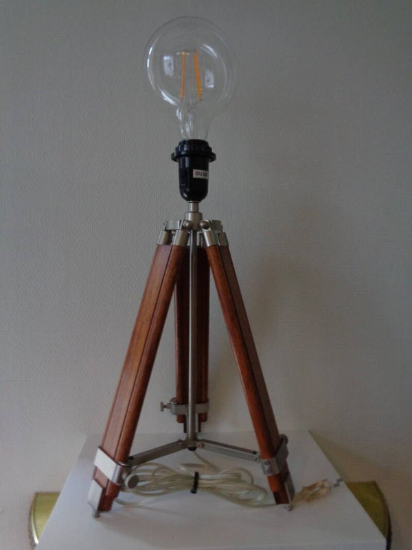 Lamp op statief