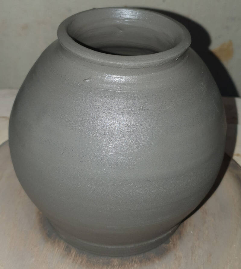 Bol vaasje Thoolse klei