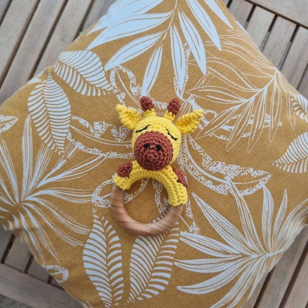 Manue le hochet girafe