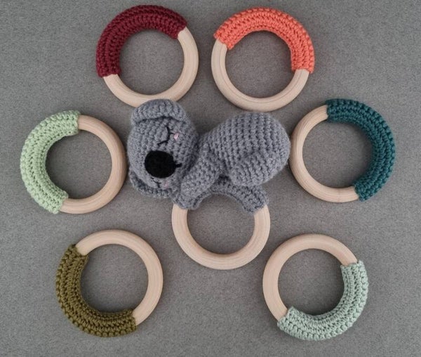 Paco le hochet koala endormi