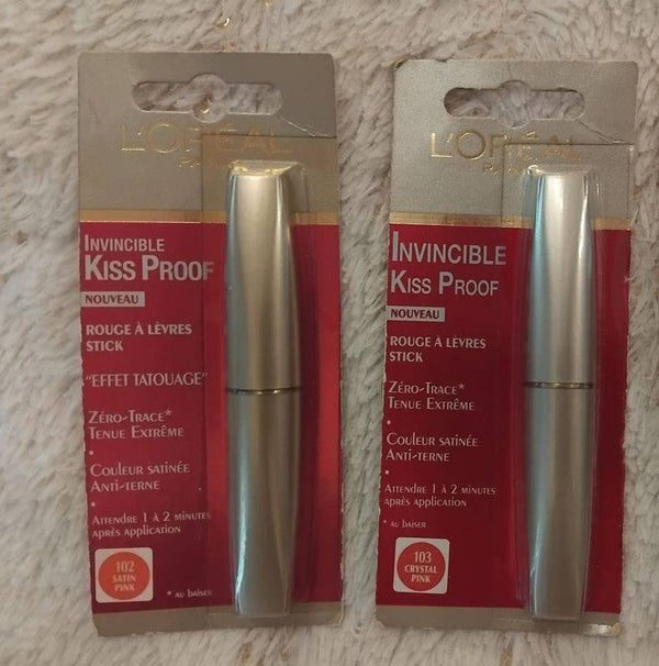 L'OREAL invincible KISS PROFF