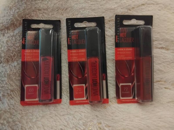 Laque à lèvre MAYBELLINE VIVID HOT LACQUER