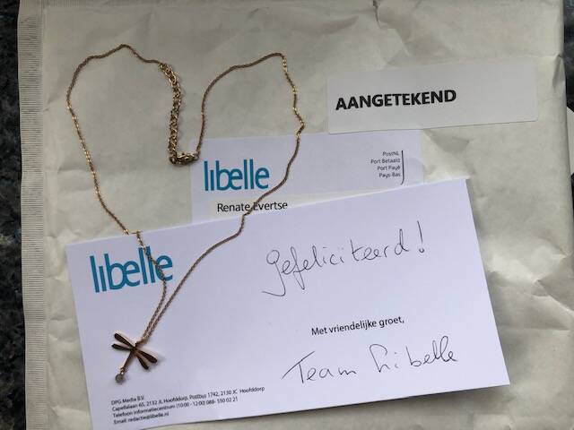 Krijg ik ook nog een prachtig vergulde ketting