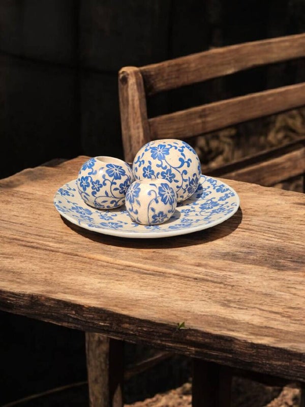 Schaal met 3 bollen waxinehouder