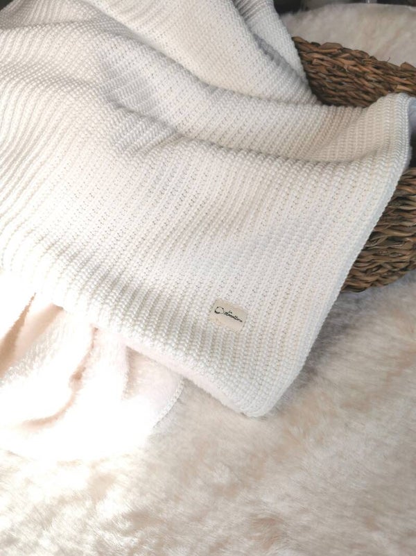 Couverture bébé en tricot Écru
