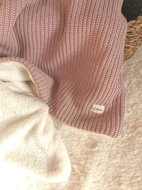 Couverture bébé en tricot Rose