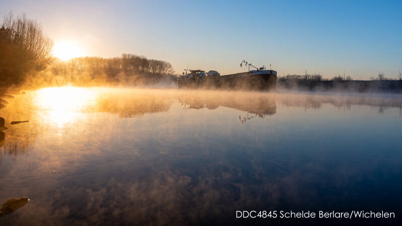 prachtige zonsopkomst  landschapsfotografie