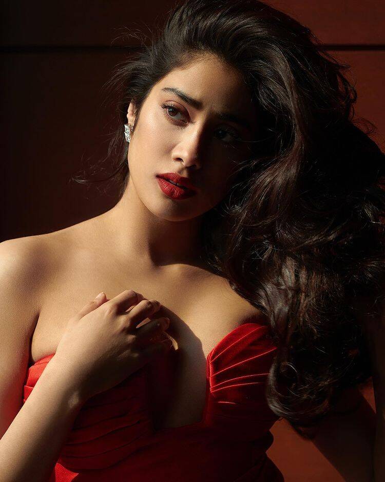 Jahnvi Kapoor stunning hot in red slit gown photoshoot 3
