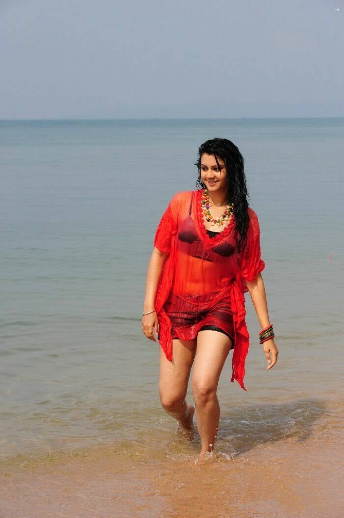 kamna-jetmalani-hot-stills-_39_-standard.jpg