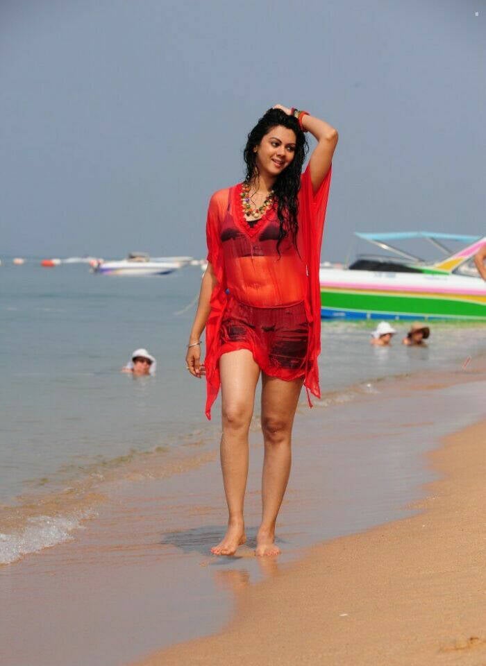 kamna-jetmalani-hot-stills-_41_-standard.jpg