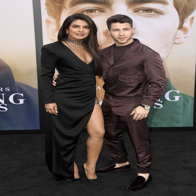 nick-jonas-priyanka-chopra-jonas-premiere-kmrlpoljmkax-standard.jpg