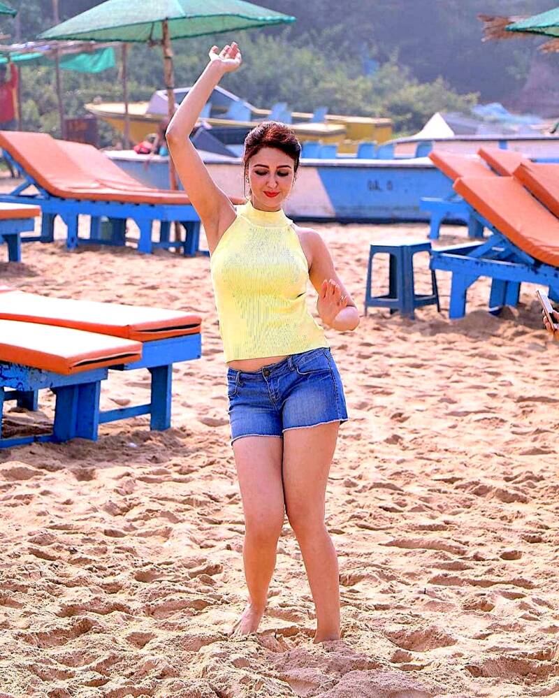 saumya-tandon-5-standard-qgb6ry.jpg