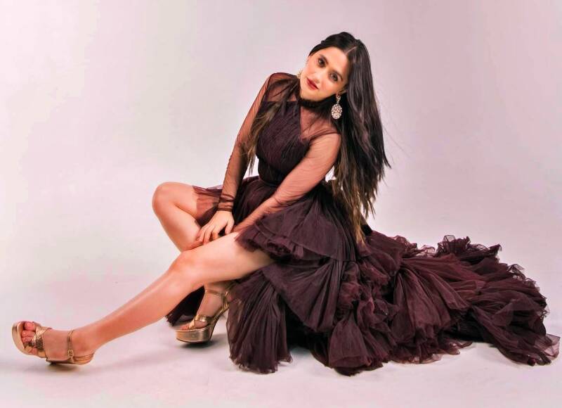Sanjeeda Shaikh milky hot thighs and legs amazing hot photos2