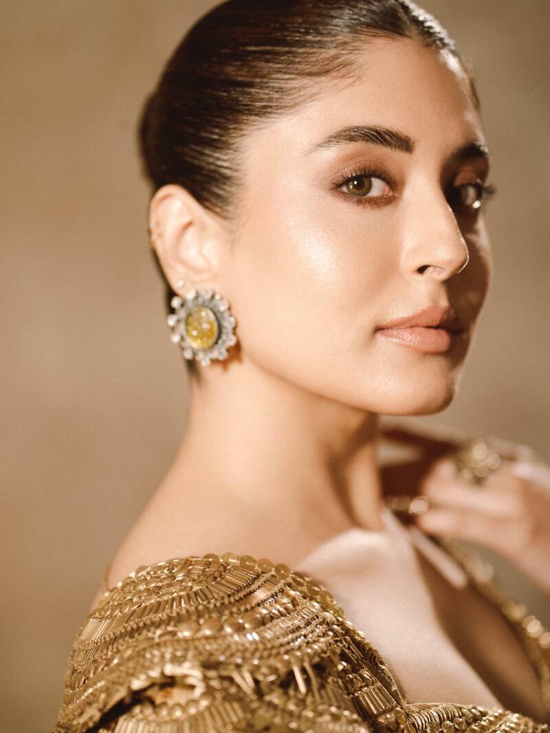 Kritika Kamra beautiful 