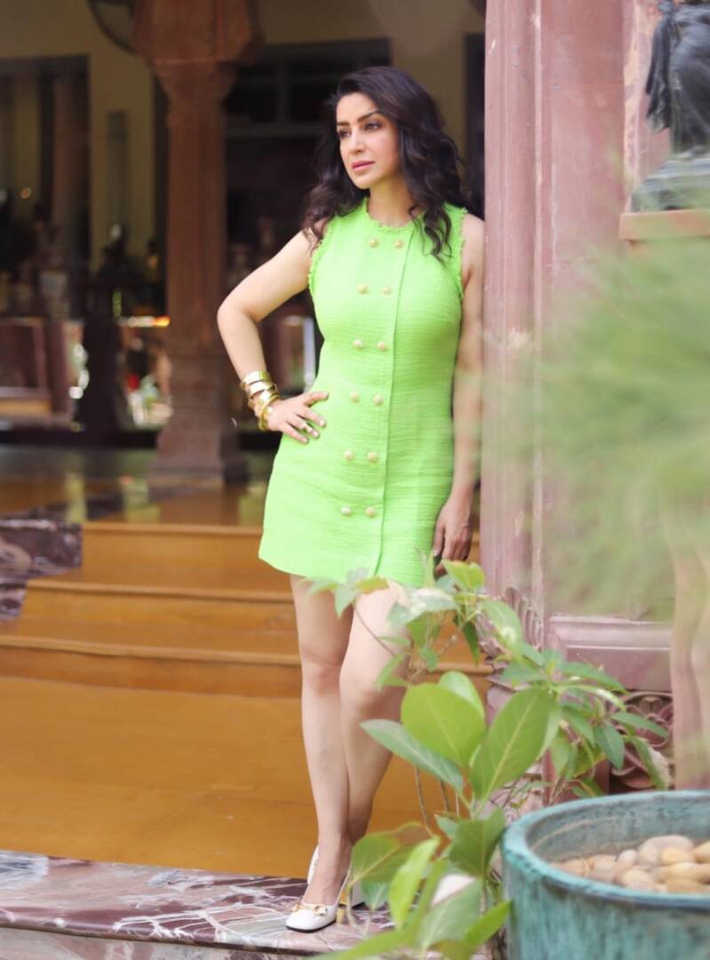 Tisca Chopra hot in green short dress milky hot legs show 