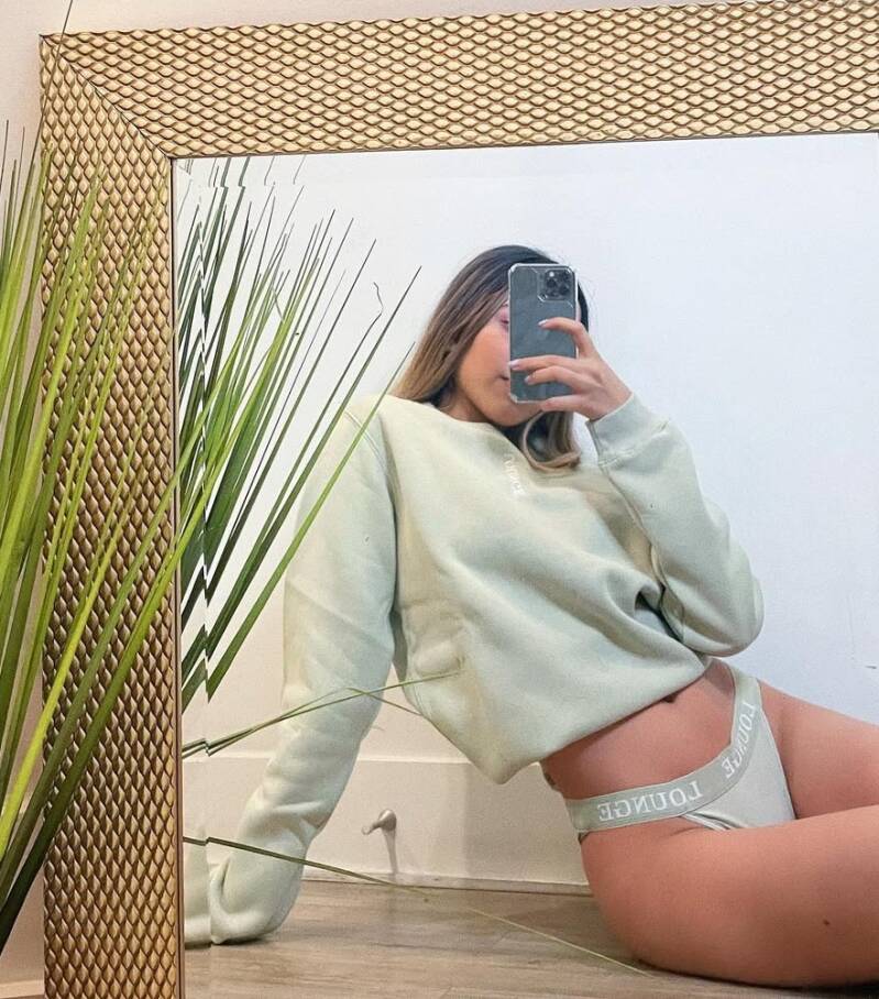 Aaliyah Kashyap in lounge panty 
