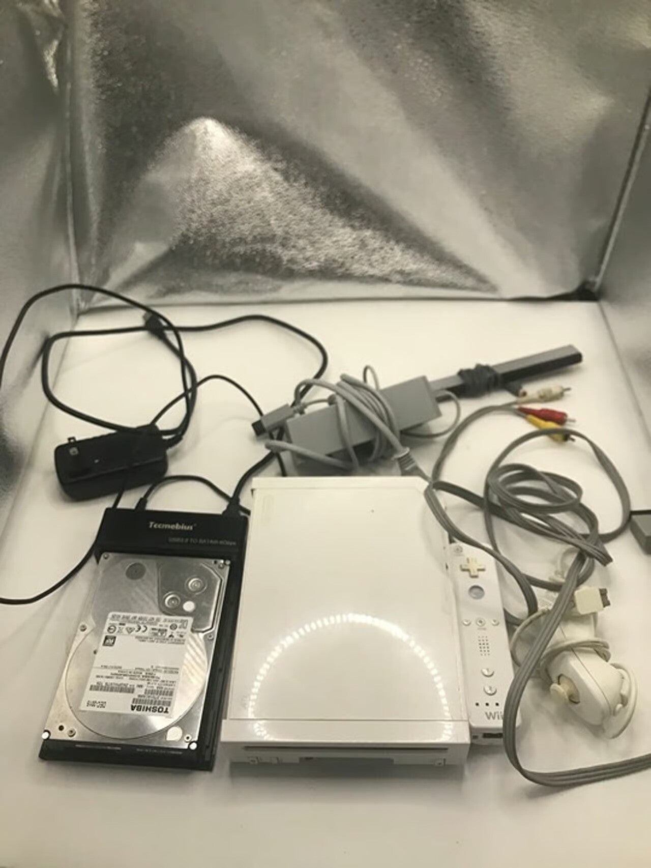 2TB Modded Wii Hard Drive With 128 GB Wii SD Card ~ 1050 Wii & GameCube + 9600 Games