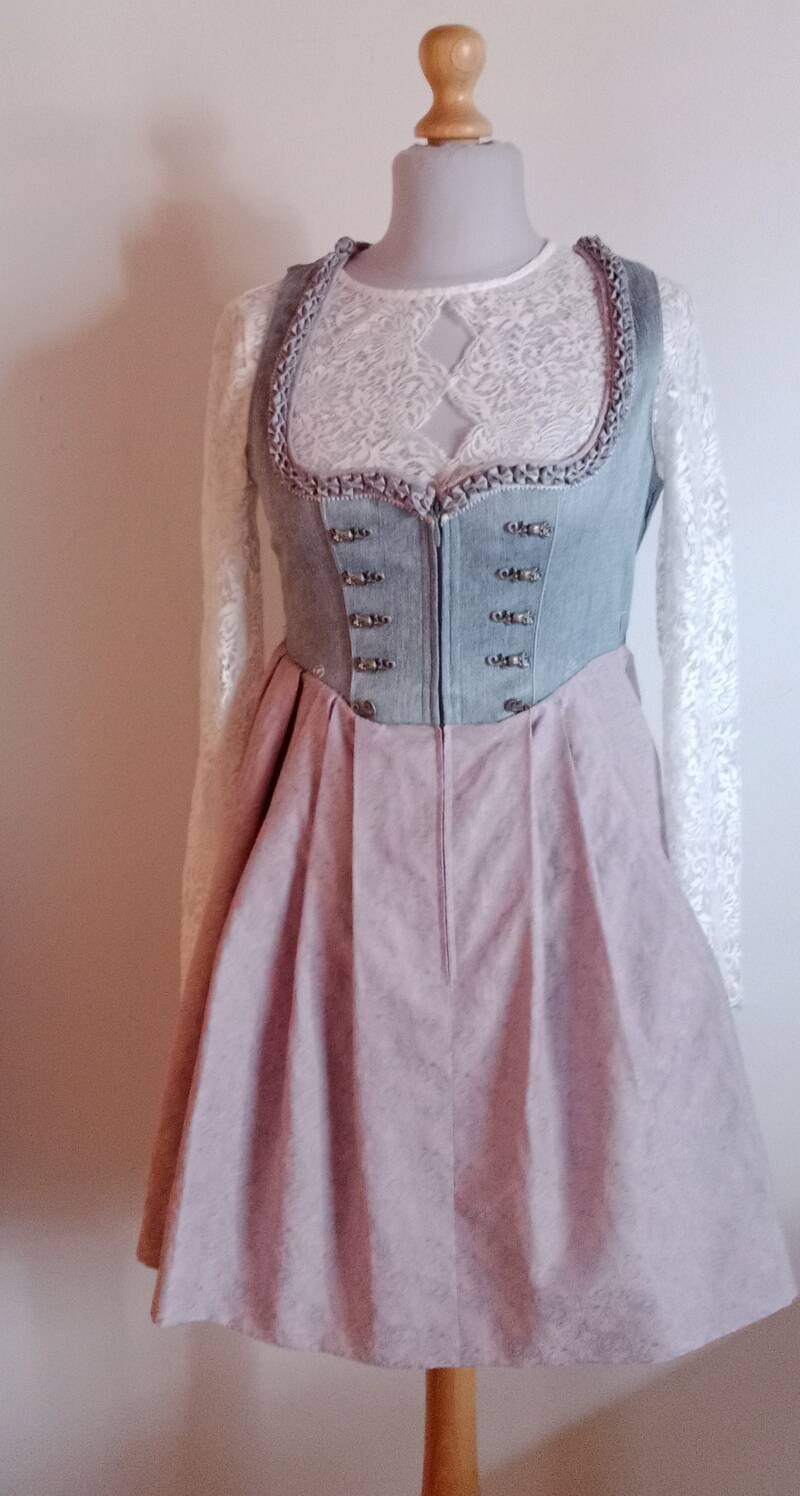 Kleid