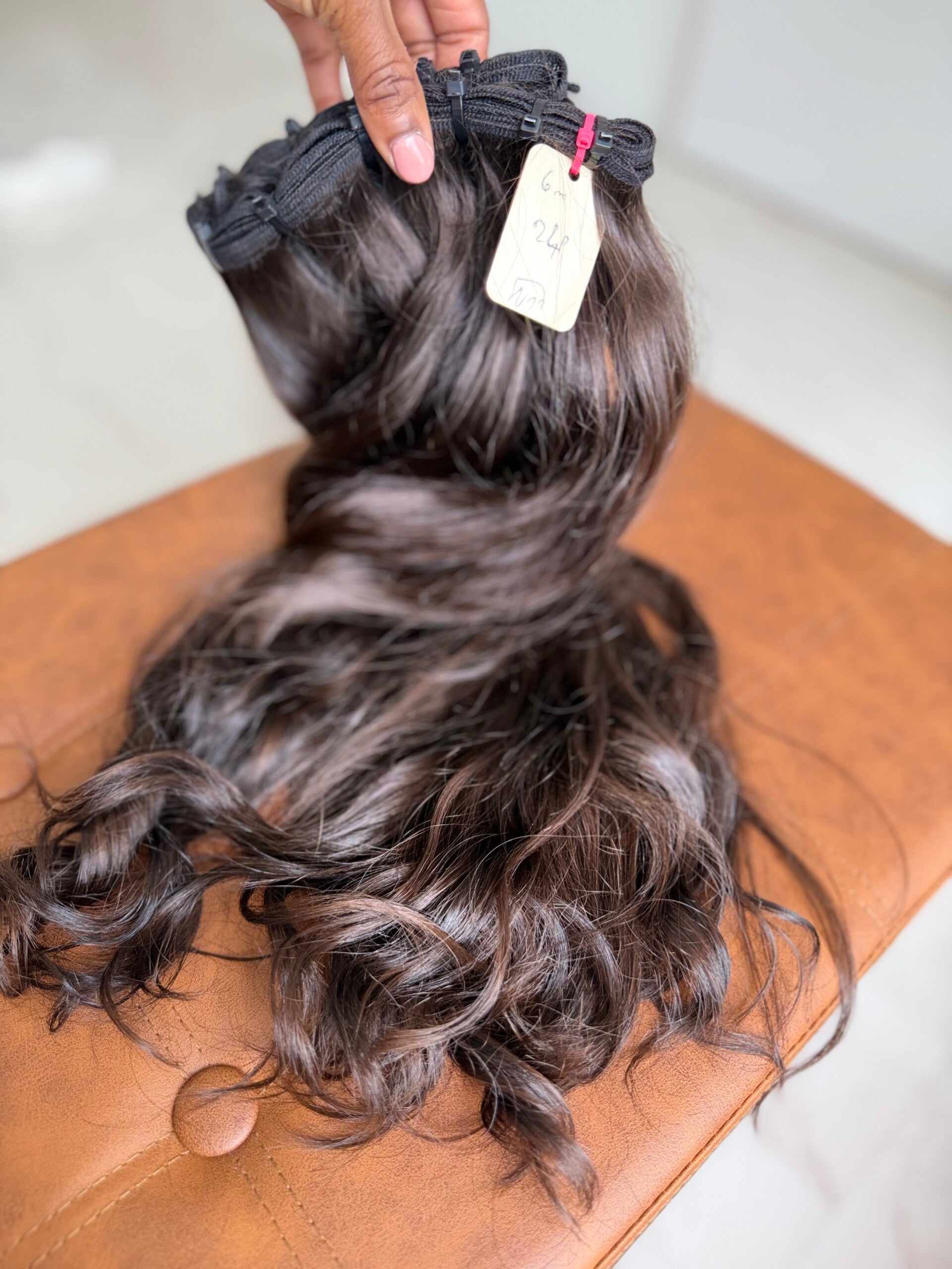 Référence N11 – Tissage Brut Luxe 24 Pouces | 6M
