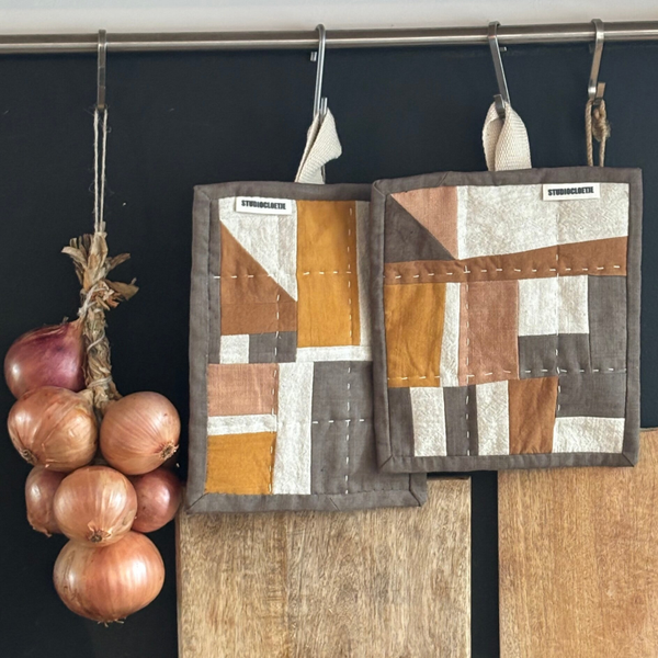 Potholder pair