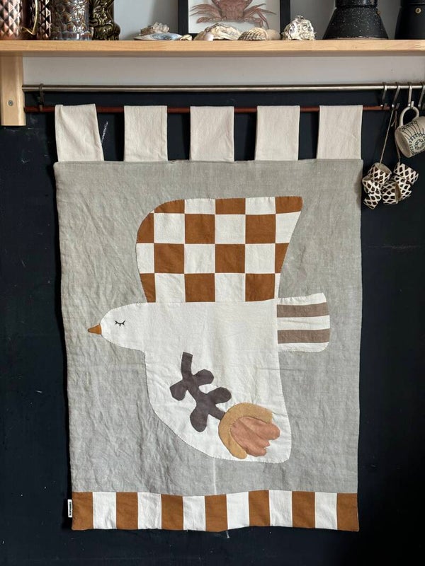 Tapestry L ‘Bird’