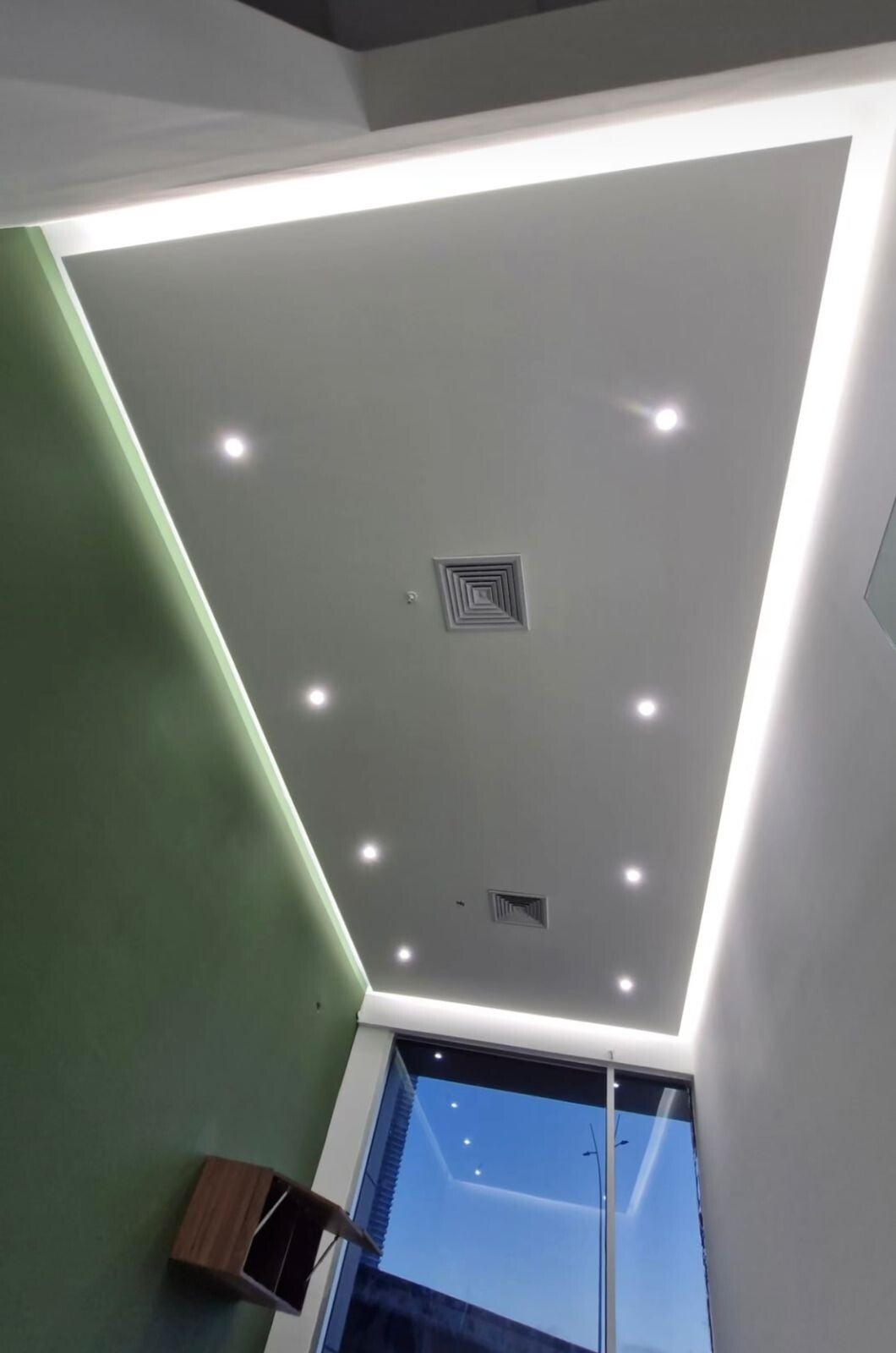 GYPSUM Y PVC