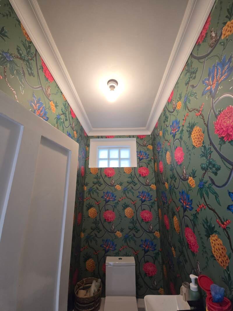 Ornate coving installation 